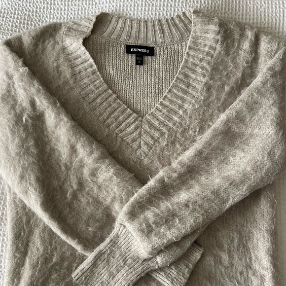 Express Cozy Brushed Tunic Sweater - Picture 3 of 7